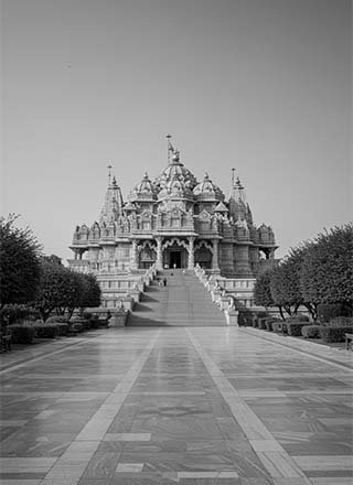 Akshardham Temple Delhi Location and History