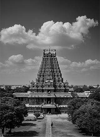 Brihadeeswara Temple Location and History
