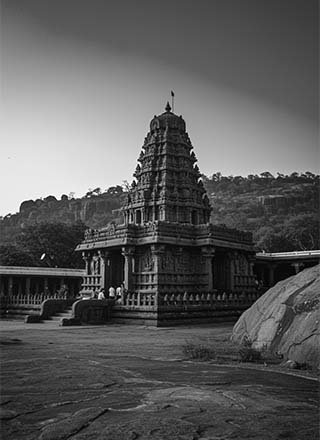 Gomateshwara Temple Location and History