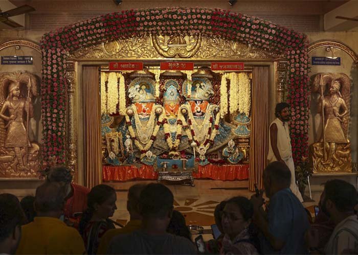 Jagannath Puri Temple Features
