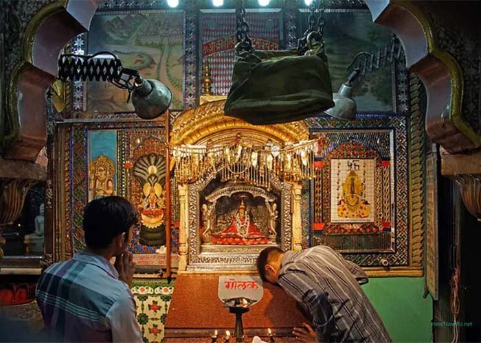 Lal Jain Mandir Delhi Features